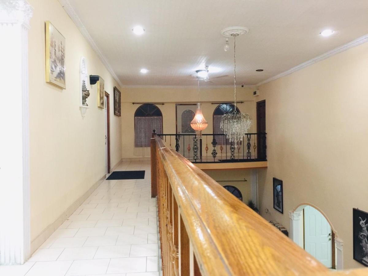 Hotel Senthil Complex à Jaffna Extérieur photo